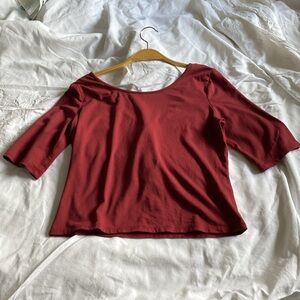 NWOT Guess Back Design Tie Crop Top